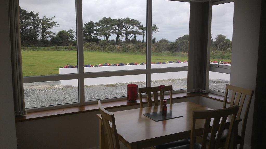 Sanibel B&B Fethard on Sea Room photo